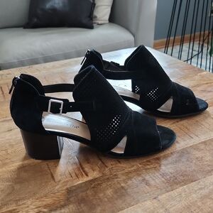 Cute Black Suede Booties - Perfect For Summer!